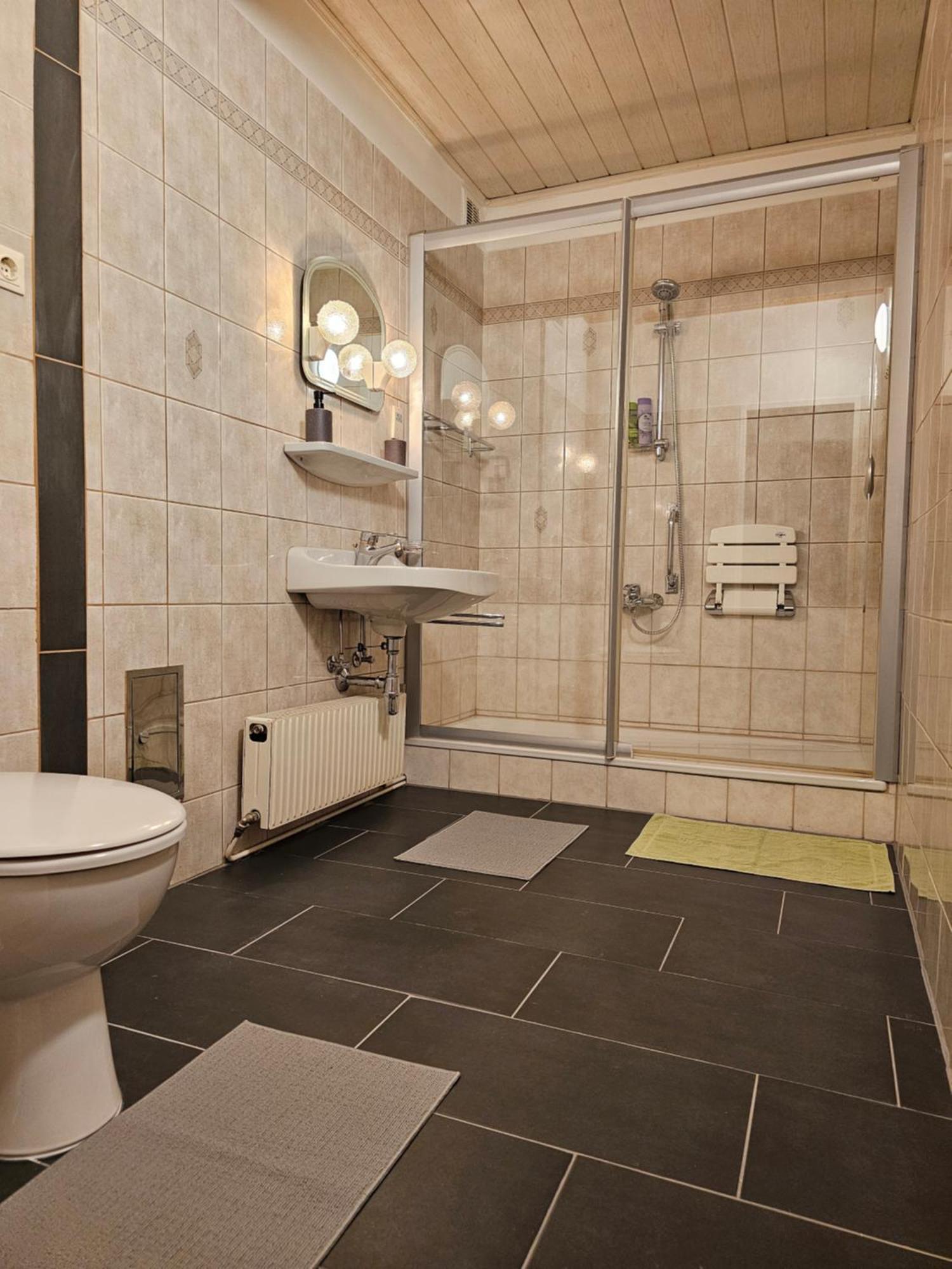 Aura'S Serenity Apartment Vienna Bilik gambar